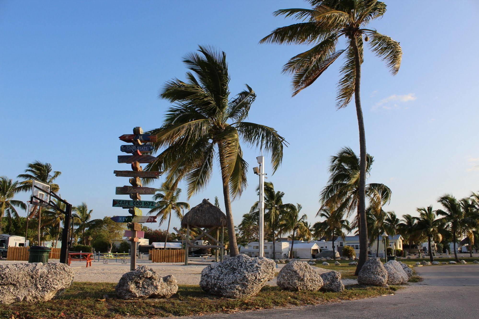 Sunshine Key Rv Resort & Marina Big Pine Key Bagian luar foto