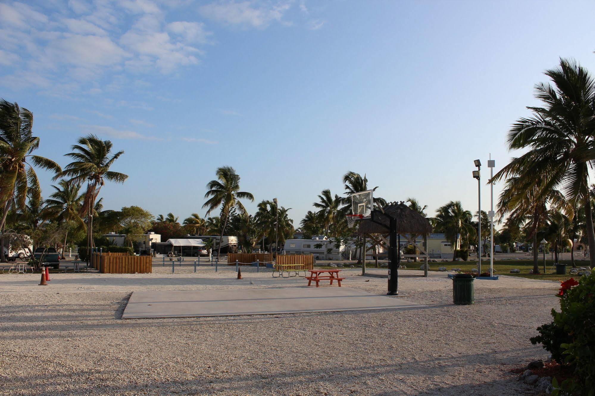 Sunshine Key Rv Resort & Marina Big Pine Key Bagian luar foto